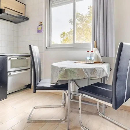 Apartment Week-end Porte De Clichy